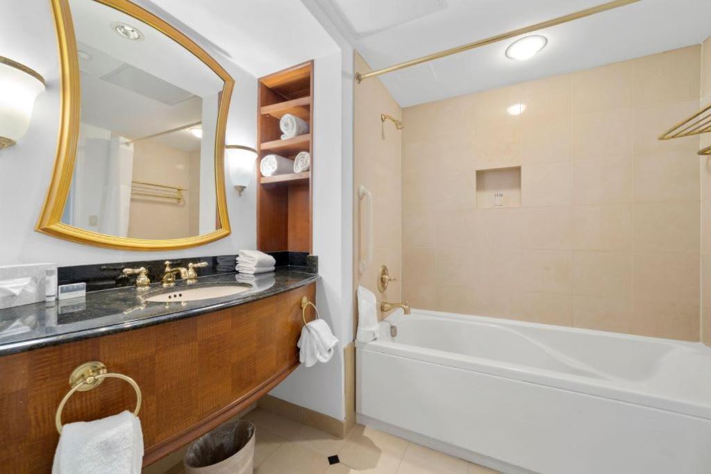 2Br Condo On The Boardwalk With 3 Baths Cozysuites 애틀랜틱시티 외부 사진
